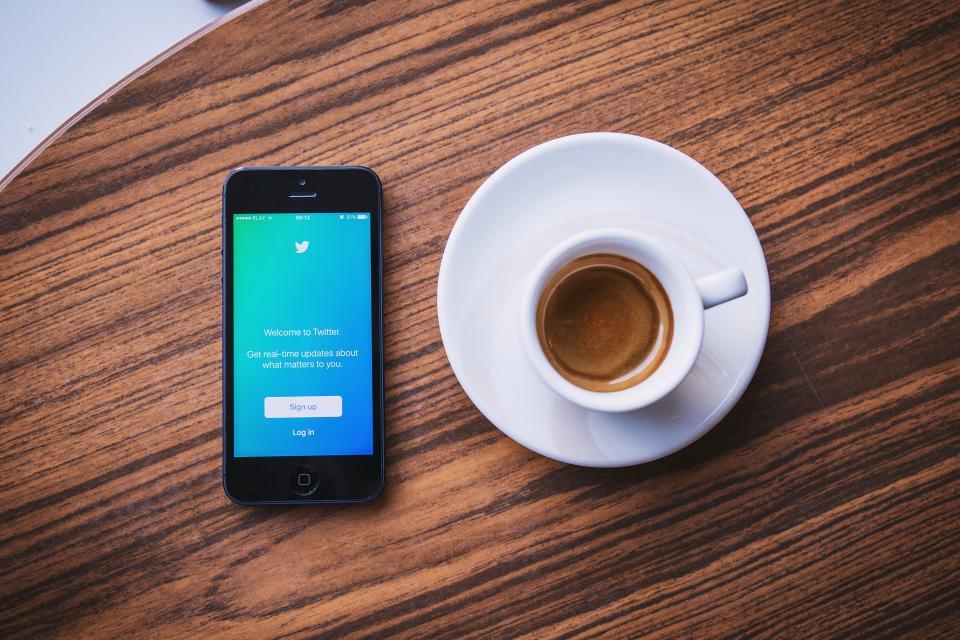 twitter hacks coffee cup