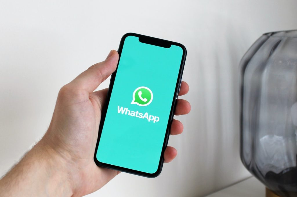 social media updates whatsapp